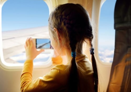 How to Get the Best Airfare Discounts for Families